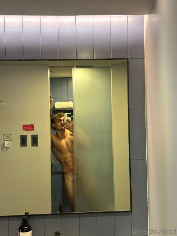 Oh hi sorry was going to shower but if you want you can look..
