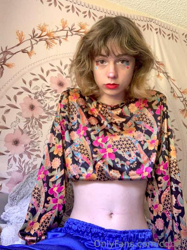 pretty photos of me looking hot and cool :)