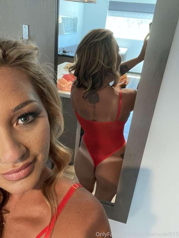 Happy Hump Day 💋