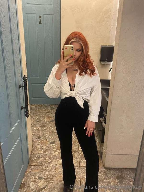 Just me, rocking this killer outfit, and enjoying the chill ..
