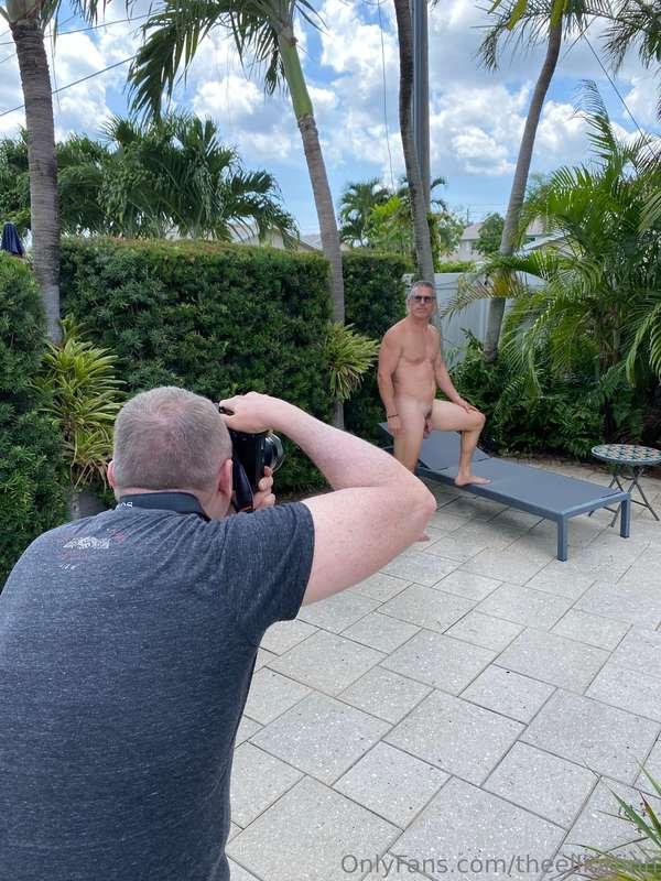 Behind the scenes photos of the still photography @handsomen..