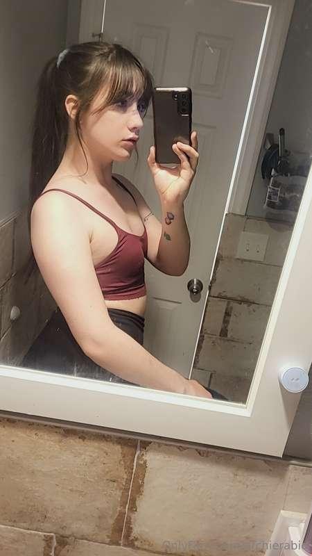 Call me pretty >:3