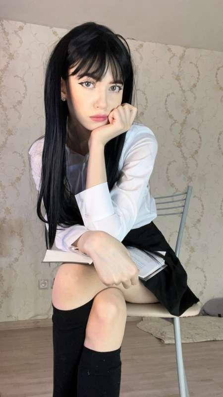 yoursmalldoll image #2