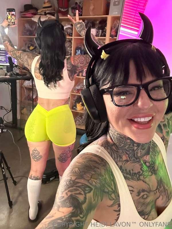 Throwback but dang I looked HOTTTT 🔥🔥 see more at https://on..