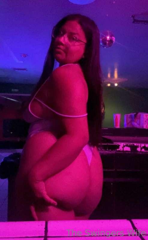 Poly n kink night tonight. Will be at Club 5150 light I am e..