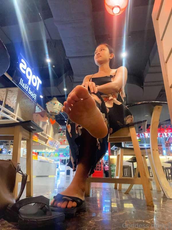 Walked shopping for an hours and felt tired in my legs and s..