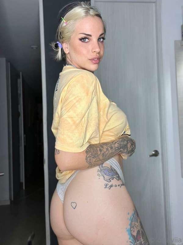 I guess this belongs here 🙈 would you slap it or kiss it? 💋 ..