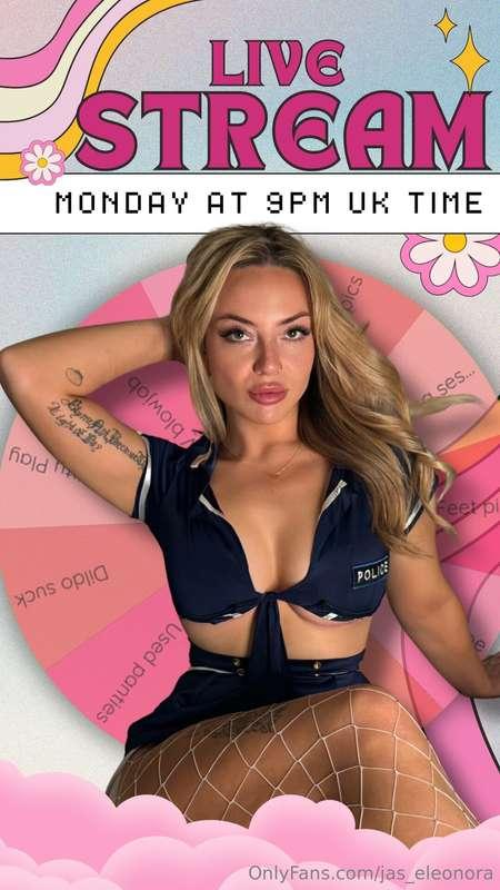 ❤️ LIVE TONIGHT ❤️I'm going live today at 9PM! Can't wait to..