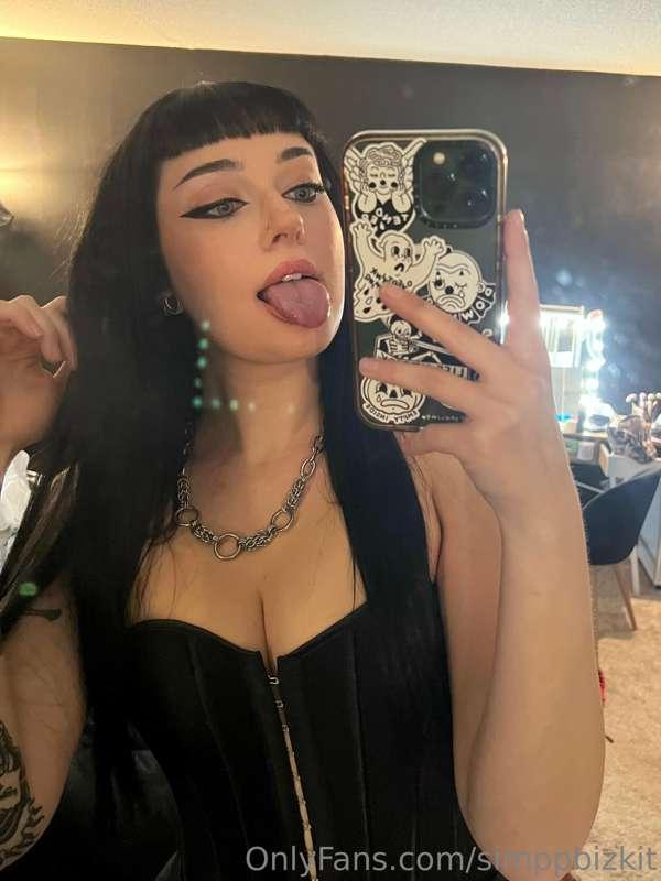 Happy Friday 💋