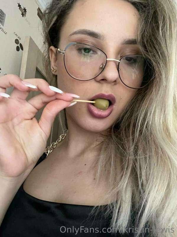 Yum... You're the next one I'll bite) Will you be mad at me ..