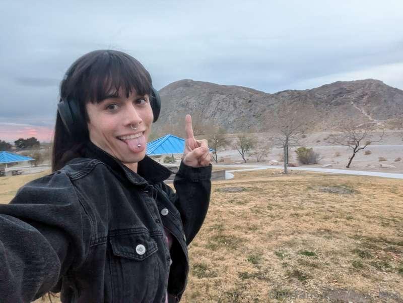 Puppy quite literally climbed a mountain today 🥰😇 feels good..
