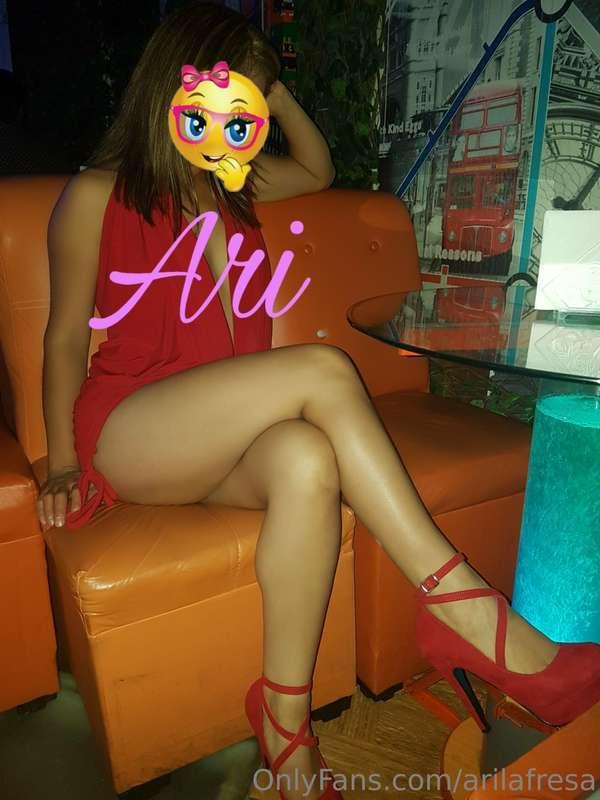 1.2 Llegamos al club y obvio yo iba vestida como me encanta,..