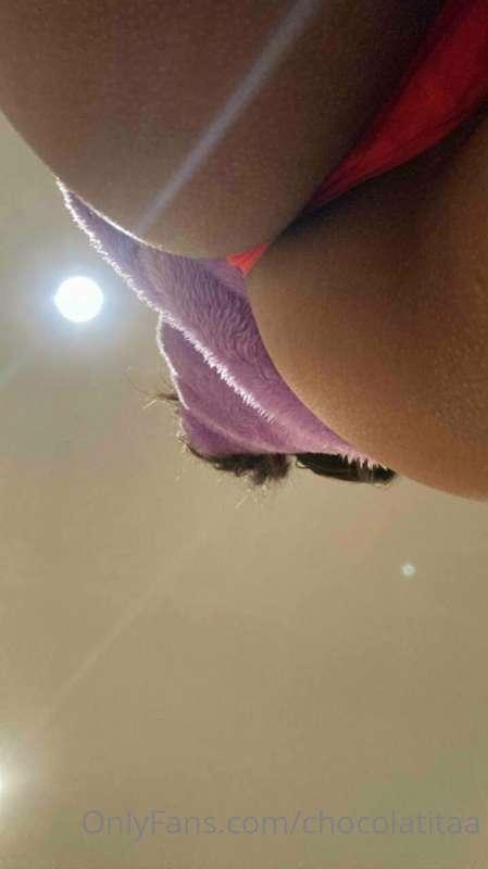 POV: You're my new chair now 💕