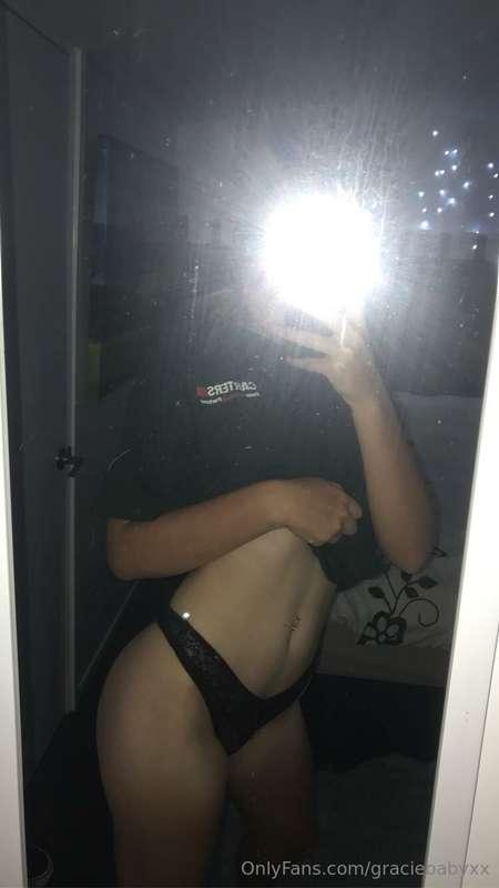 Come touch me babe