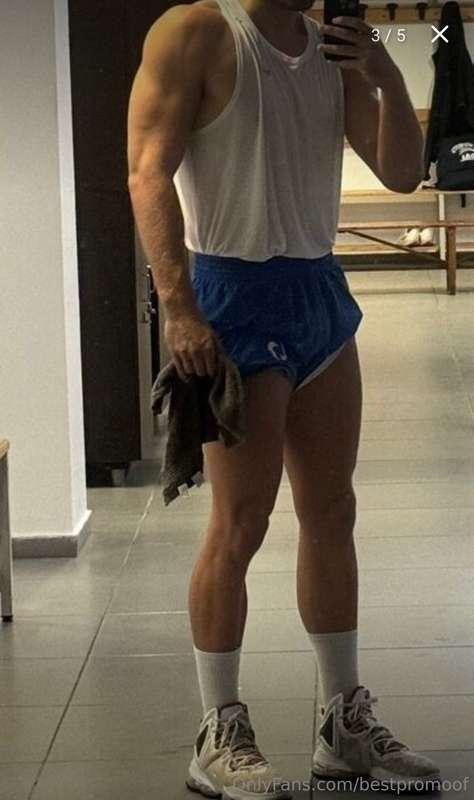  @bobby20hardDiscover me piece by piece… 🔥I keep my face hid..