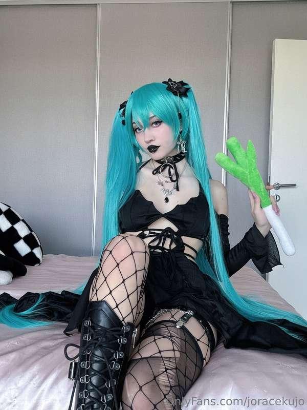 ><🩵 1 o 2? 