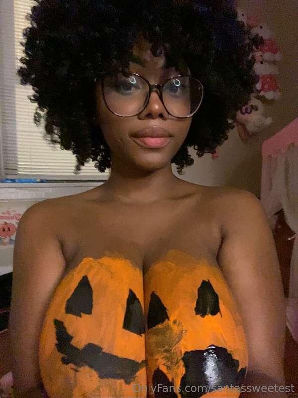 Its a little late but happy halloween