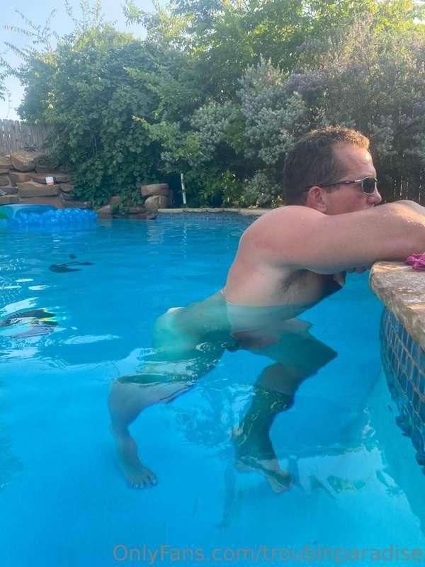 troublnparadise image #1