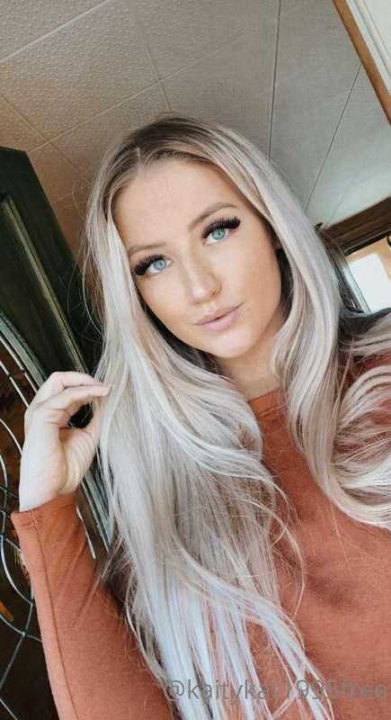 Your fav blue eyed blonde?