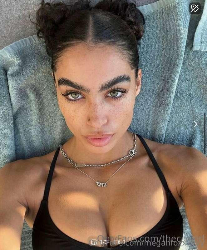 How many rounds could you go with @thecaligirl until you tap..