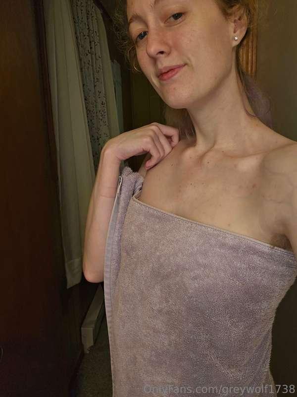 Enjoy your Wednesday page post 🥰🥰 full bath photo will be po..