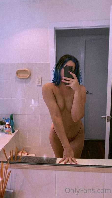 Topless Tuesday picture that I didn’t realise failed to uplo..