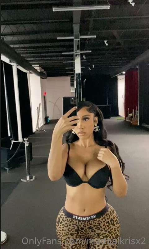tryna be the last thing you cum to in 2022 💦