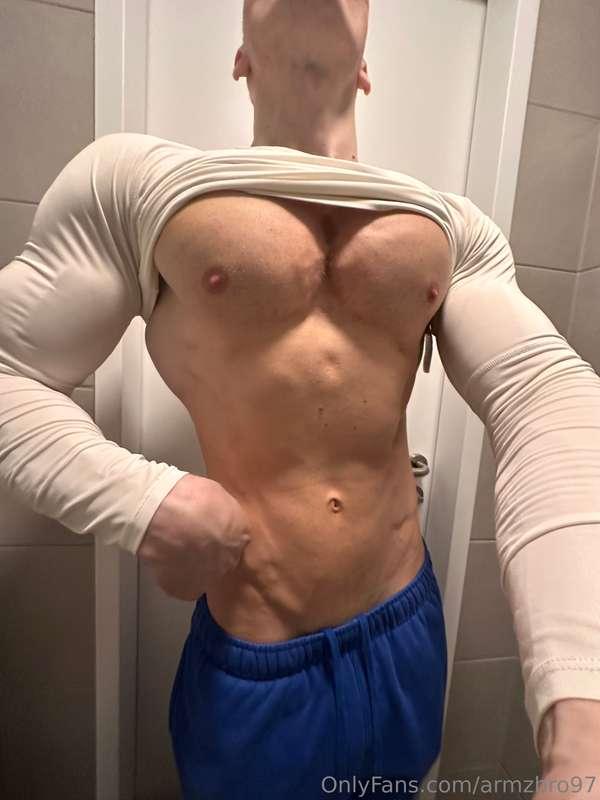 armzbro97 image #12