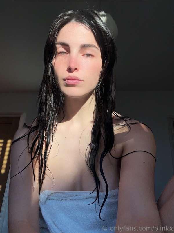 I'm desperate for a hand to feel me up..head over to https:/..