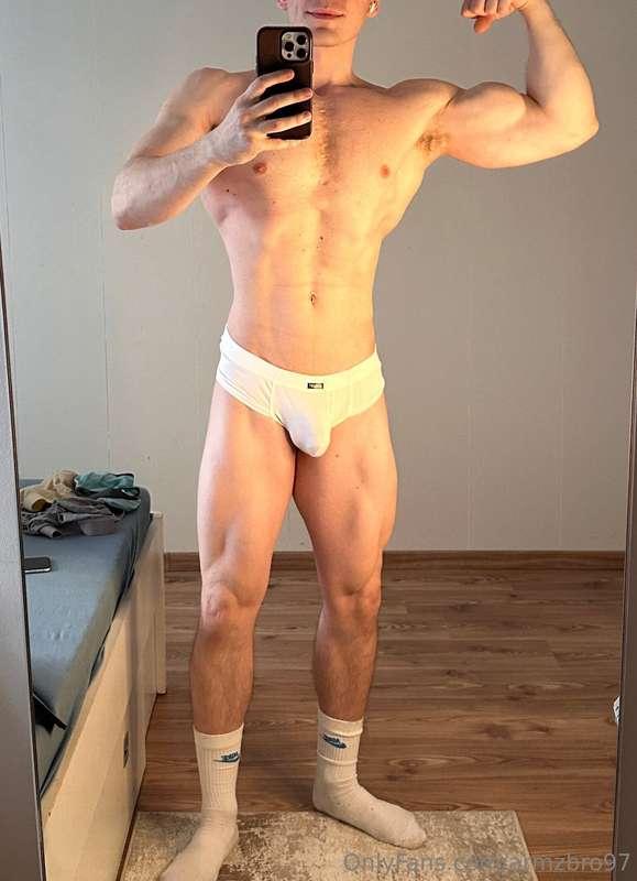 armzbro97 image #13