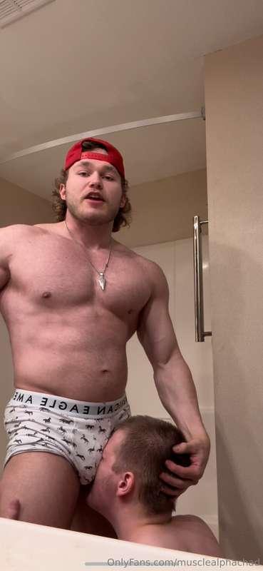 6.5 MINUTE HARDCORE 2 CAMERA ANGLES SLAPPING/ SPANKING/ PITS..