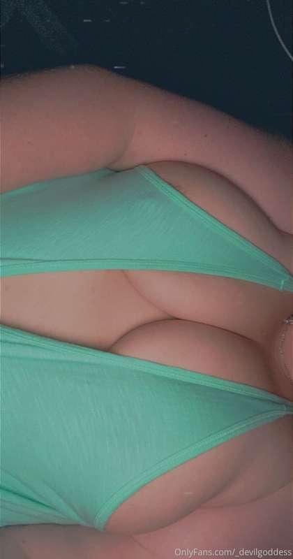 my tiddies need some lovee 🥺