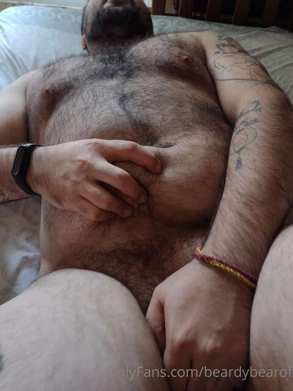 I hope you are all having a wonderfull day 🐻 Im here in the ..