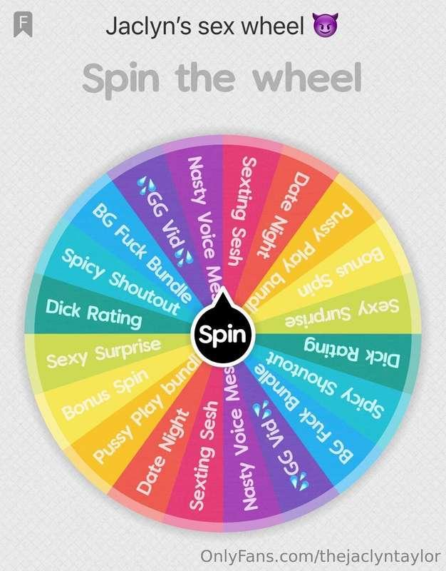 Feeling lucky babes?? 😏🍀 let’s have some fun with this Spin ..