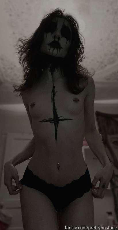 prettyhostage image #10