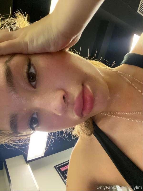 whatcha working out today? it was booty for me 🍑