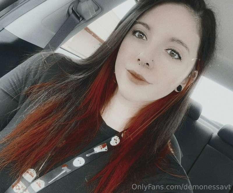 Do you guys want to see normal selfies here too? Or do I lea..