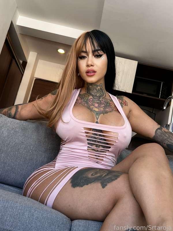 What do you want this sexy girl to do for you?😈😈😈

#fyp 
 