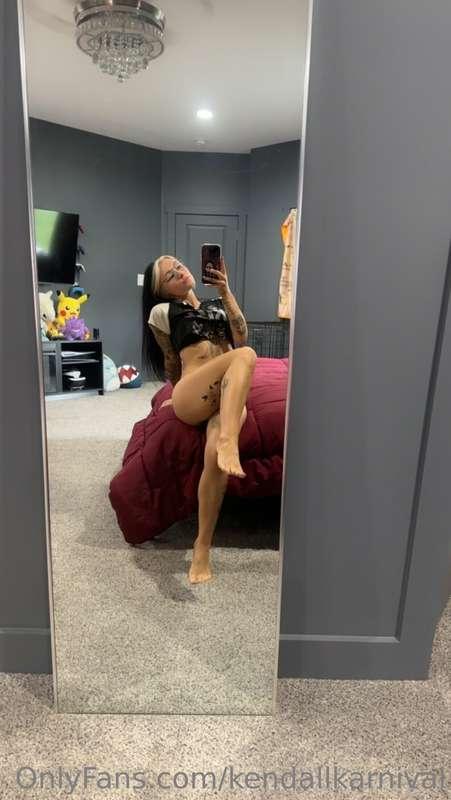 my outfit for today 🤗 you know while I read all day 😭🤣