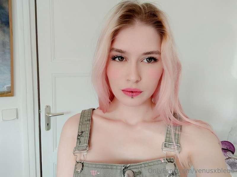 🌸