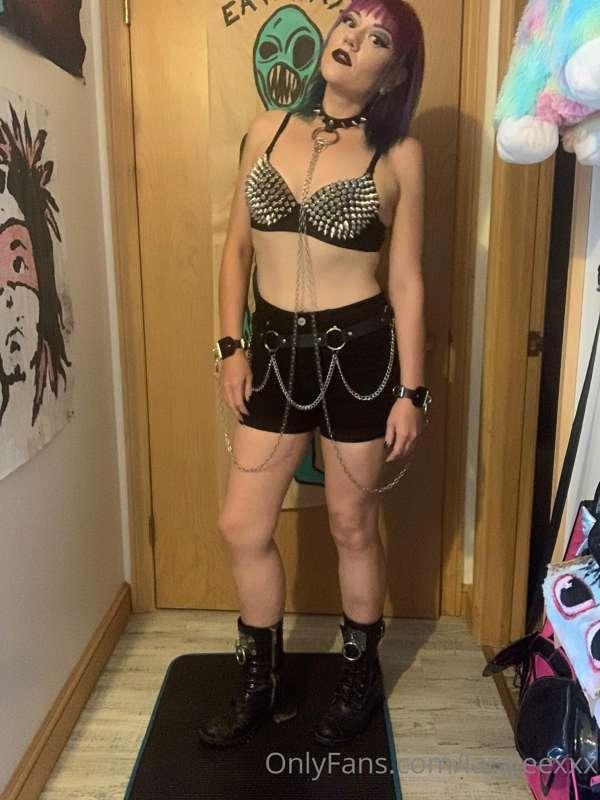 Chain me up, because I’m WILD 👹