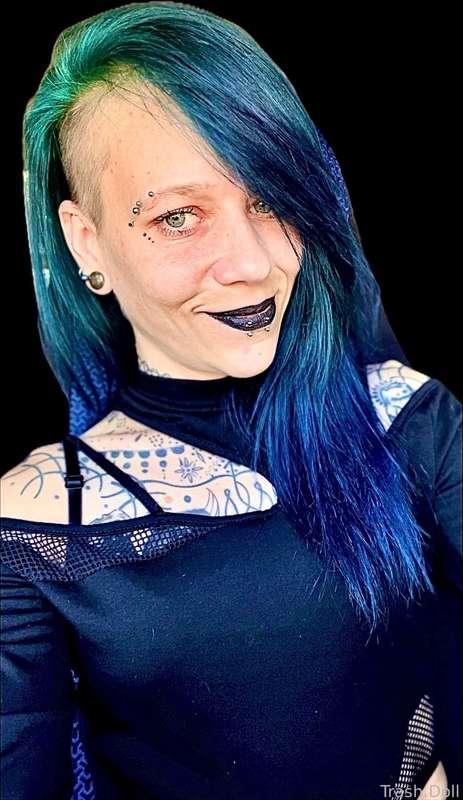 trashdoll image #0
