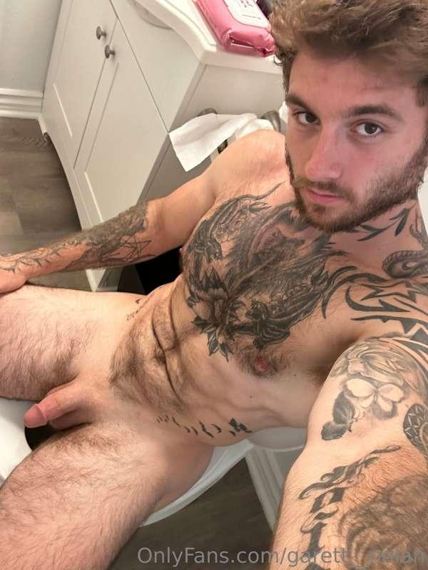 I’m lonely…and I want you hop on!!