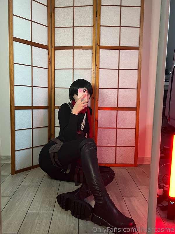 ***with*** or ***without*** cosplay ?