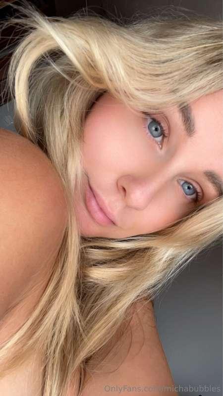 Angel eyes 
