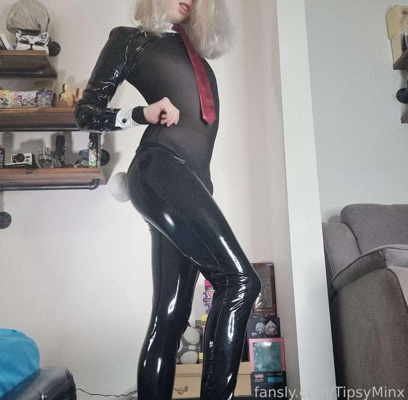 tipsyminx image #3