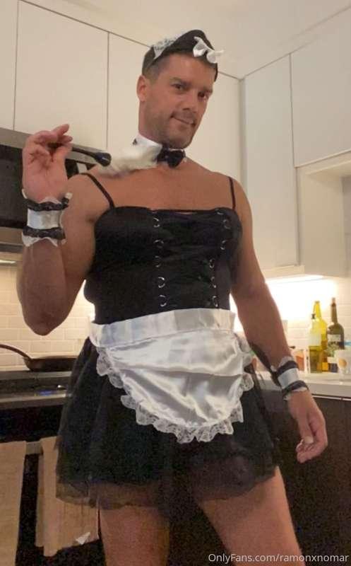 Happy Saturday amig@s... feeling naughty today? 😈

Feliz sáb..