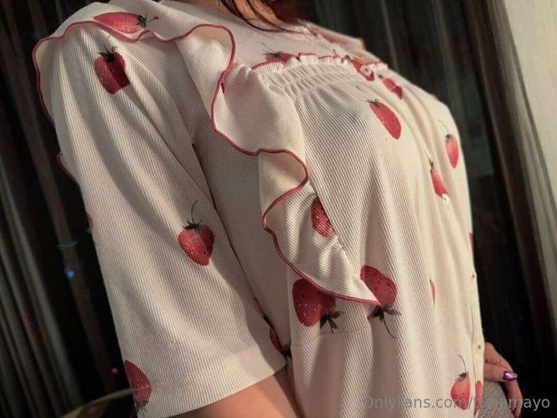 These are my favorite pajamas!
"I love pink and strawberry p..