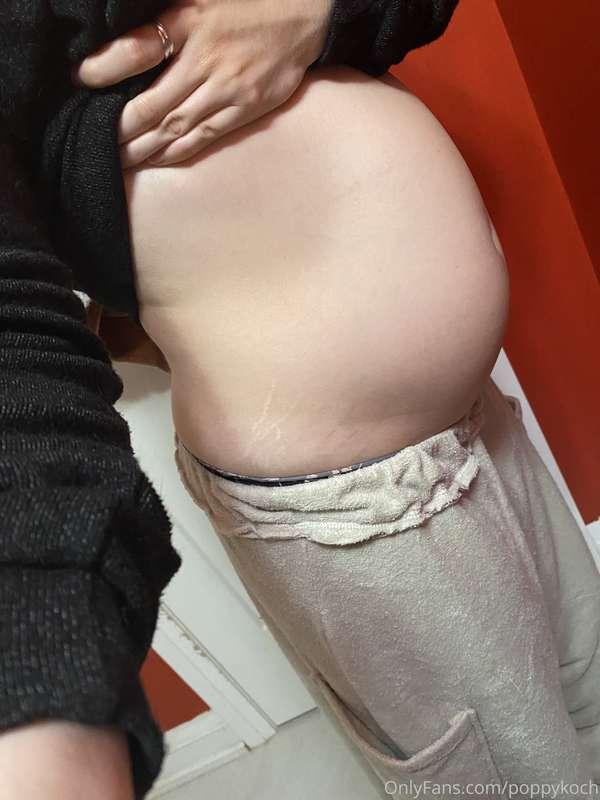 Ridiculously stuffed after a night of eating good tonight 🥵 ..