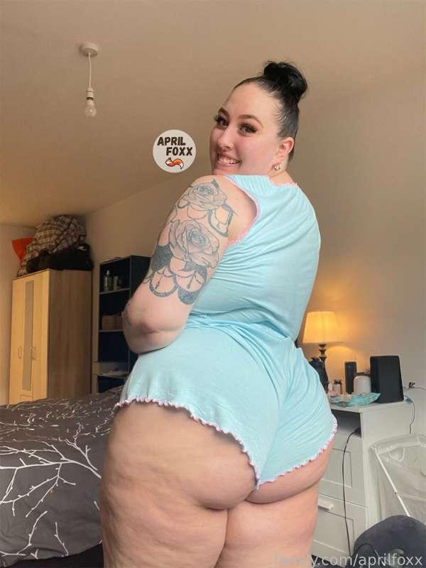 aprilfoxx image #0